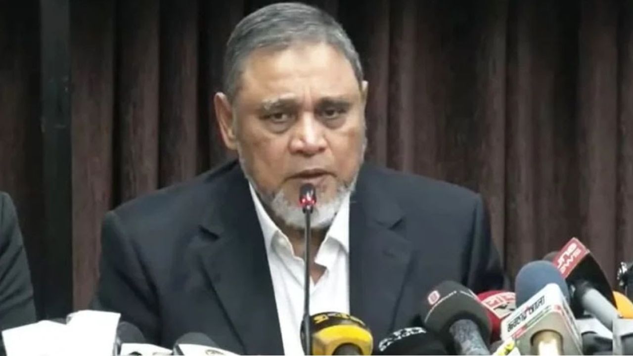 ত্রয়োদশ জাতীয় সংসদ নির্বাচন। 
এবার আর পাতানো নির্বাচন হবেনা বলে মন্তব্য প্রতিবেদন সিইসি। আপনিও কি তাই মনে করেন?