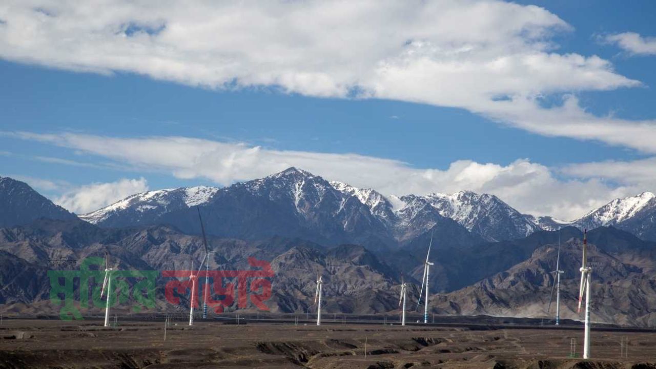 বিদ্যুৎ ব্যবস্থায় পরিবেশবান্ধব রূপান্তরের গতি বাড়াচ্ছে চীন