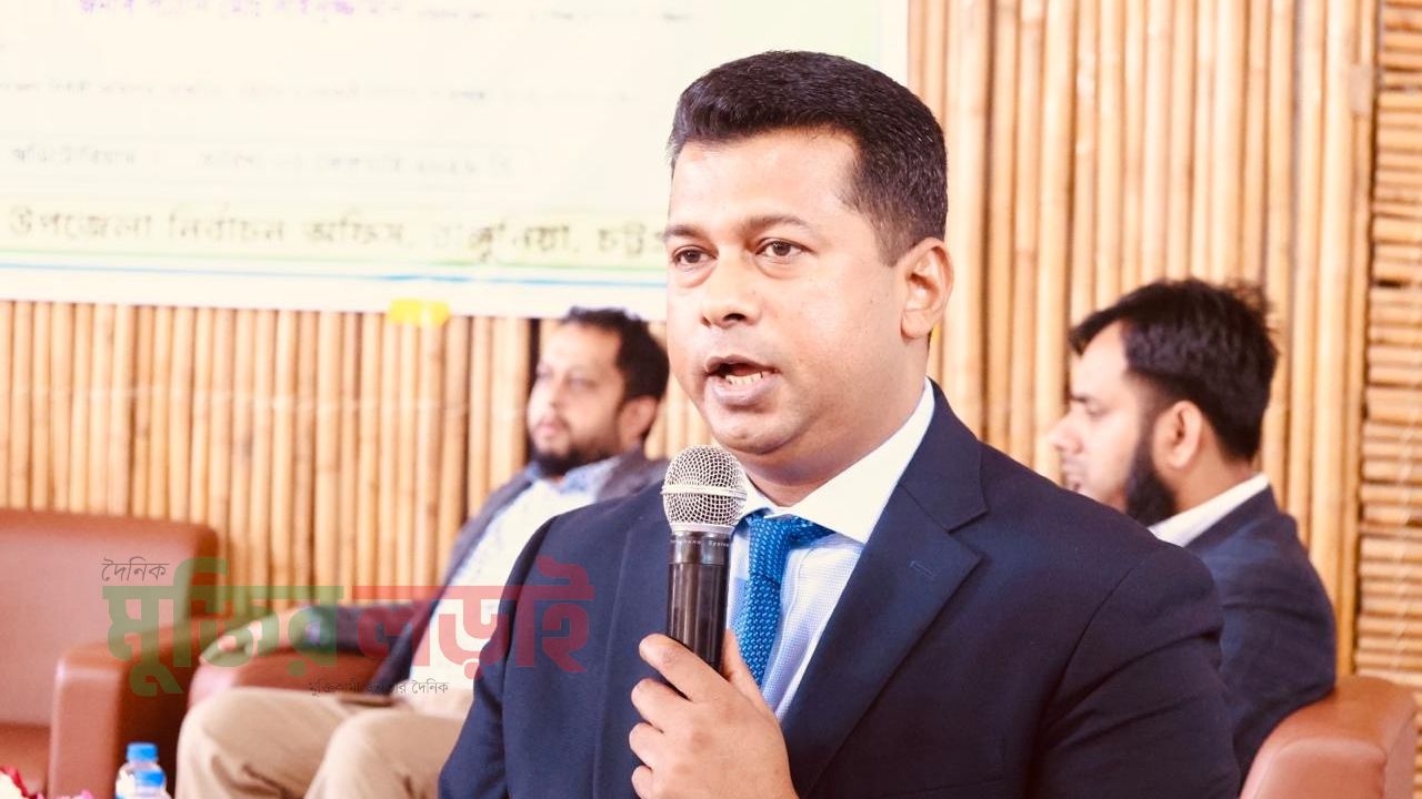 নিরপেক্ষতার মানদন্ডে দৃষ্টান্ত  স্থাপন করুন: ডিসি চট্রগ্রাম