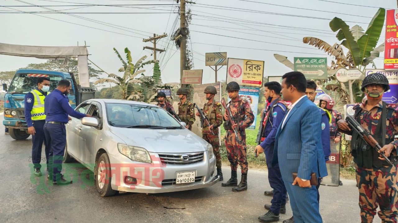 কচুয়ায় আসন্ন জাতীয় সংসদ নির্বাচন উপলক্ষ্যে যৌথ বাহিনীর মহড়া