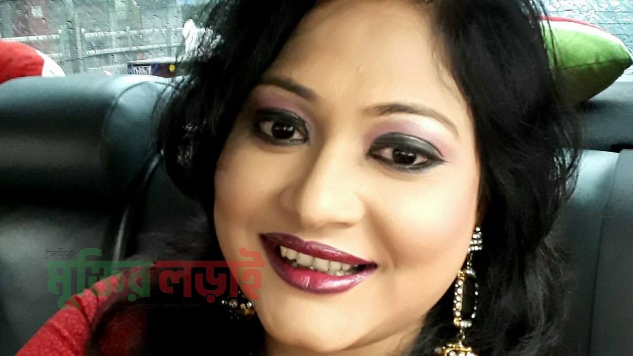 দর্শকদের মানসম্মত গান উপহার দিতে চায় মমতাজ রহমান লাবনী 