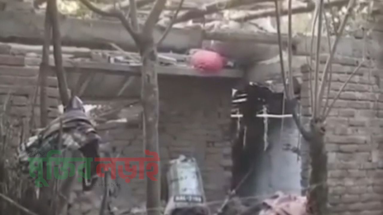 চাঁপাইনবাবগঞ্জে ককটেল তৈরির সময় বিস্ফোরণে নিহত ২