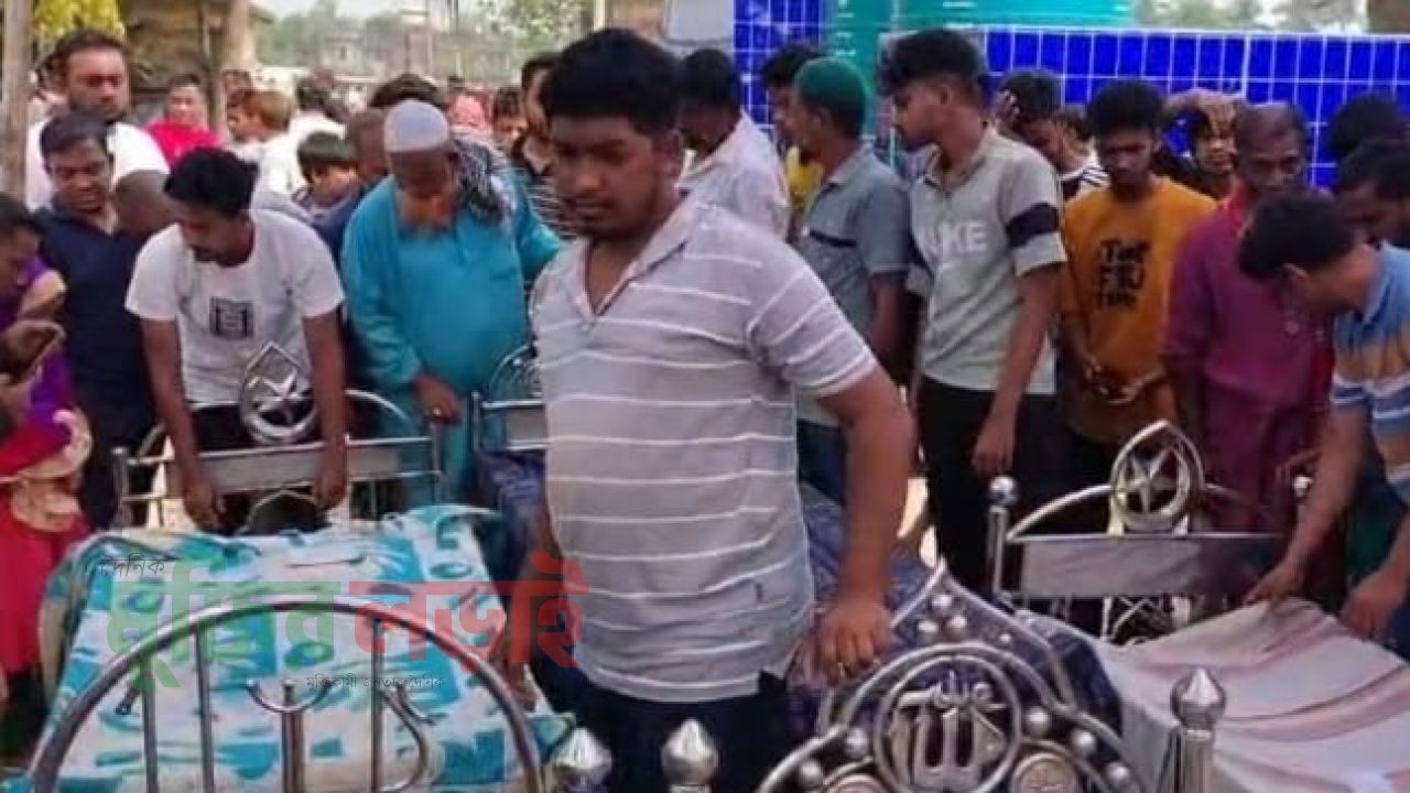 বাগেরহাটে সড়ক দুর্ঘটনায় নিহত ১৪ জনের দাফন সম্পন্ন