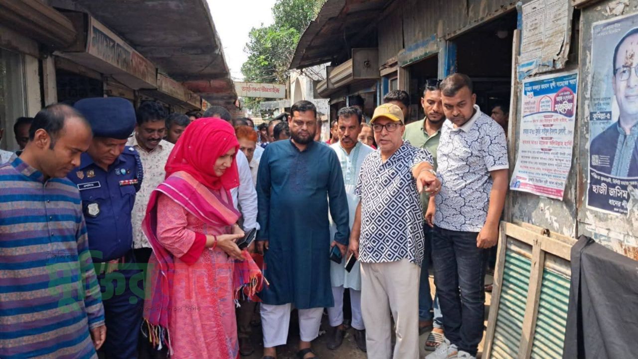 ব্রাহ্মণপাড়ায় ডেঙ্গু প্রতিরোধে এমপি জসিম উদ্দিনের পরিচ্ছন্নতা অভিযান