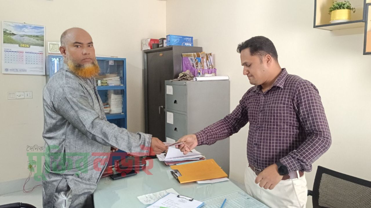 দাম বেশি নেওয়ায় ভোক্তা অধিকারে অভিযোগ করে প্রণোদনা পেলো গ্রাহক