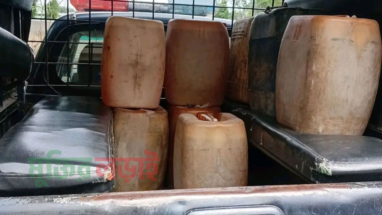 বালিয়াডাঙ্গীতে অবৈধভাবে তেল বিক্রির অপরাধে দুজনকে অর্থদণ্ড