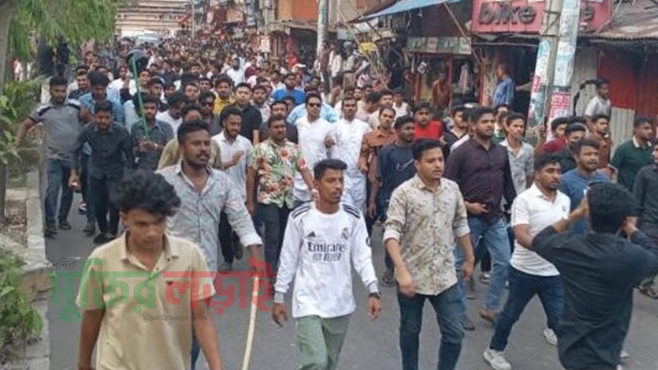 চট্টগ্রামে গ্রাফিতিতে &lsquo;গুপ্ত&rsquo; লেখা নিয়ে ছাত্রদল-শিবির সংঘর্ষ