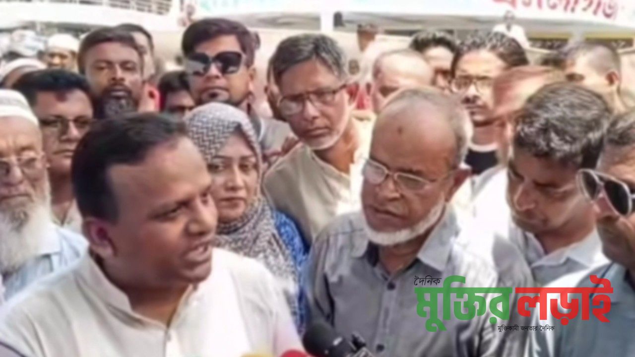 চাঁদপুরের লঞ্চ ঘাটের সমস্যা গুলো পর্যায়ক্রমে সমাধান করা হবে..  নৌপরিবহন প্রতিমন্ত্রী