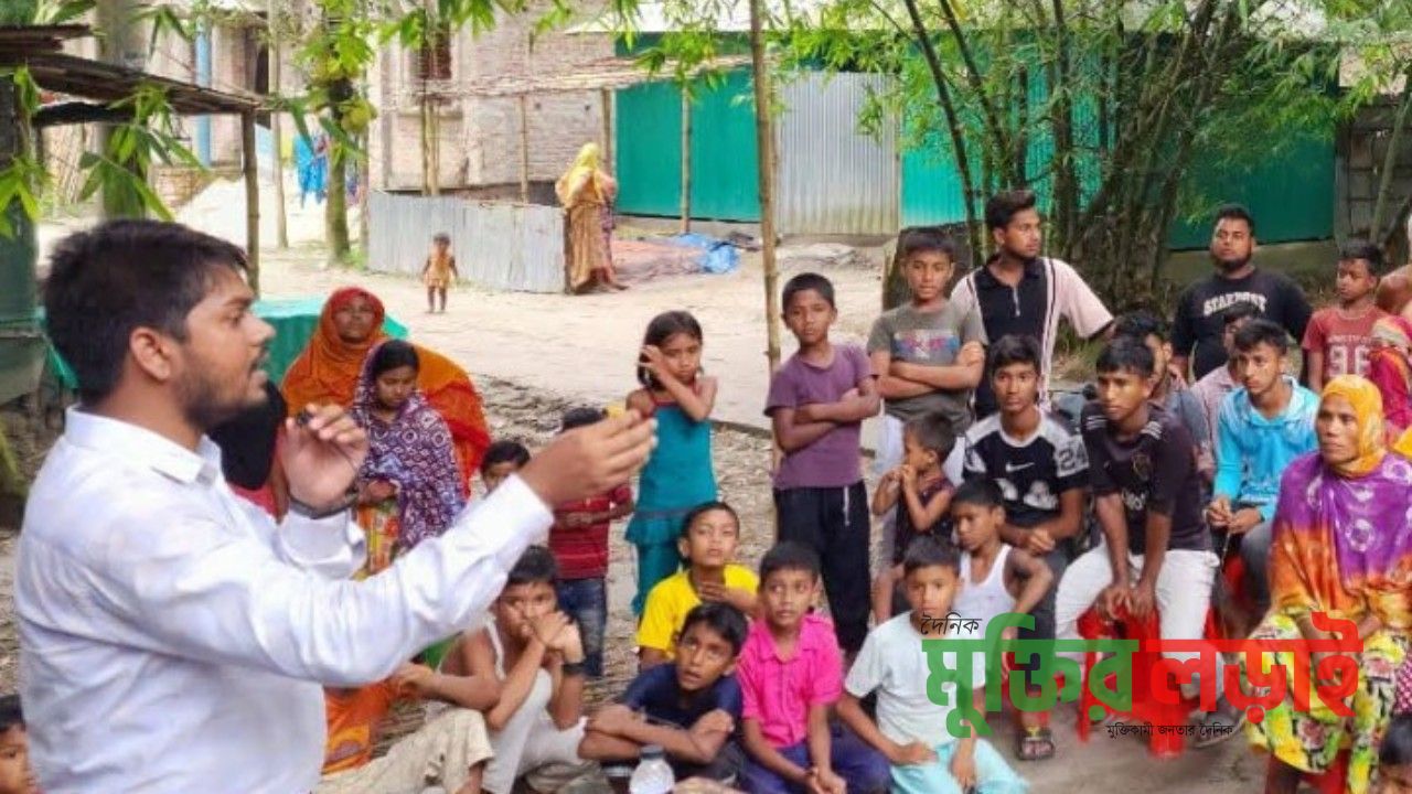 জলঢাকায় উন্মুক্ত বৈঠক: সরকারের উন্নয়ন কার্যক্রমে জনসচেতনতা বৃদ্ধি