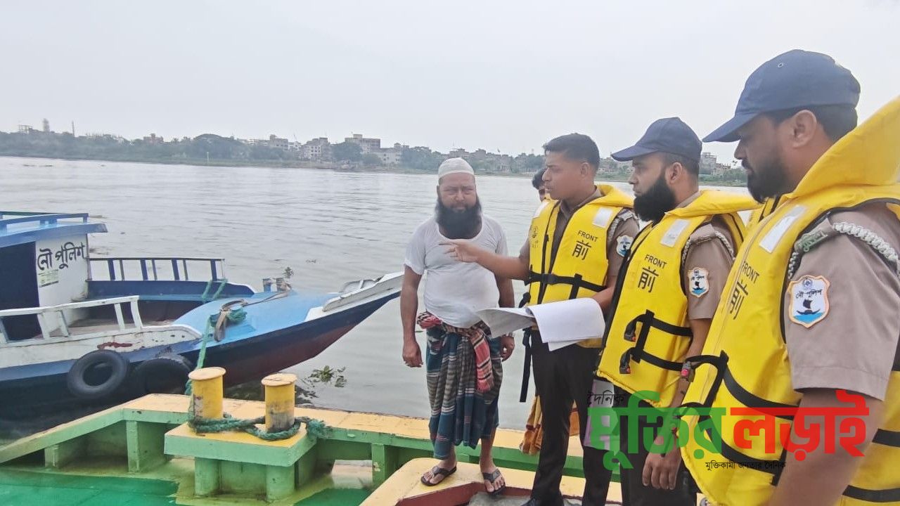 অবৈধ জাল, মাছ, মাছের পোনা ও জেলীযুক্ত চিংড়ি উদ্ধারসহ আটক ১২৯