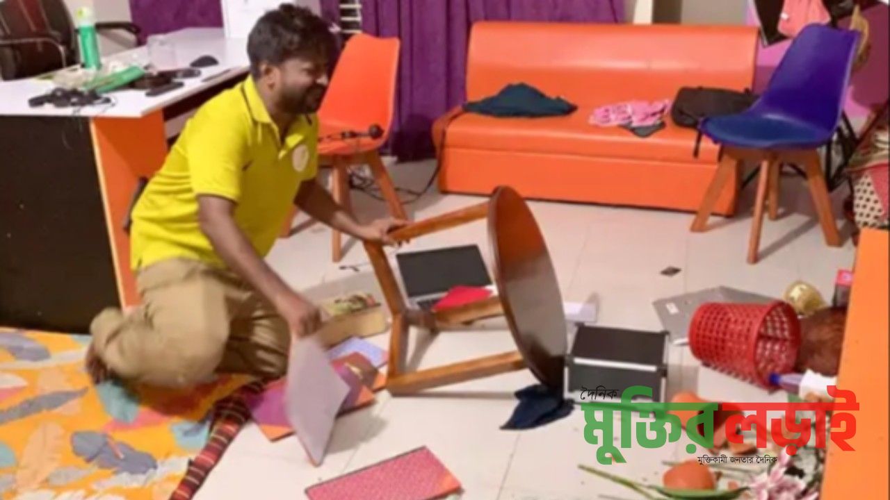রাজশাহীর নওহাটায় ম্যাংগো লাভারের অফিসে হামলা