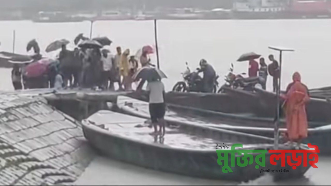 মোংলা দফায় দফায় দমকা হাওয়ার সাথে মাঝারি থেকে ভারী বৃষ্টি