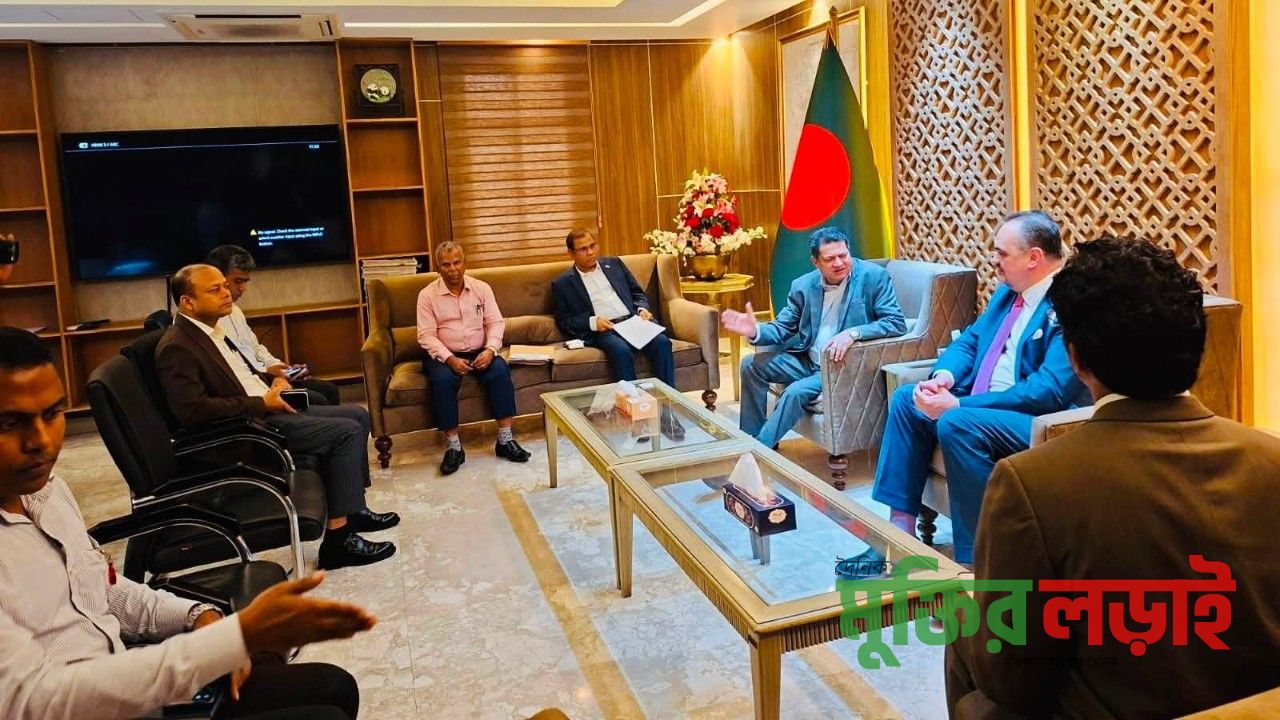গৃহায়ন ও গণপূর্তমন্ত্রী জনাব জাকারিয়া তাহেরের সঙ্গে সৌজন্য সাক্ষাৎ করেছেন যুক্তরাষ্ট্রের রাষ্ট্রদূত