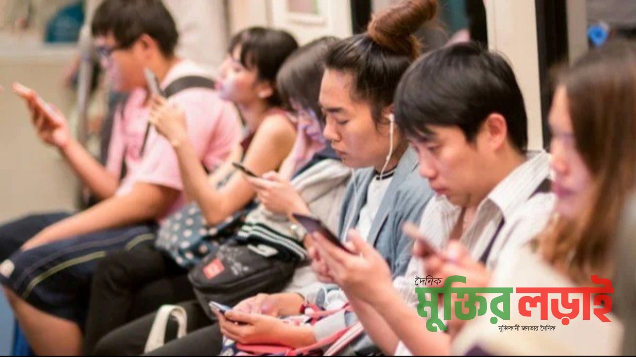 অনলাইন বুলিং ঠেকাতে কঠোর আইন আনছে চীন