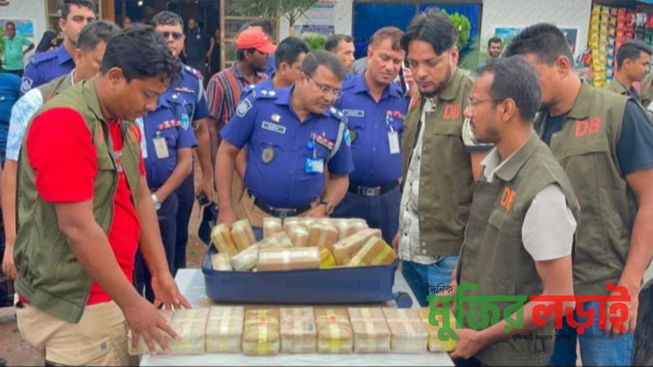 কুমিল্লায় ১৫ কোটি টাকার ইয়াবার মেগা চালান জব্দ, আটক ২