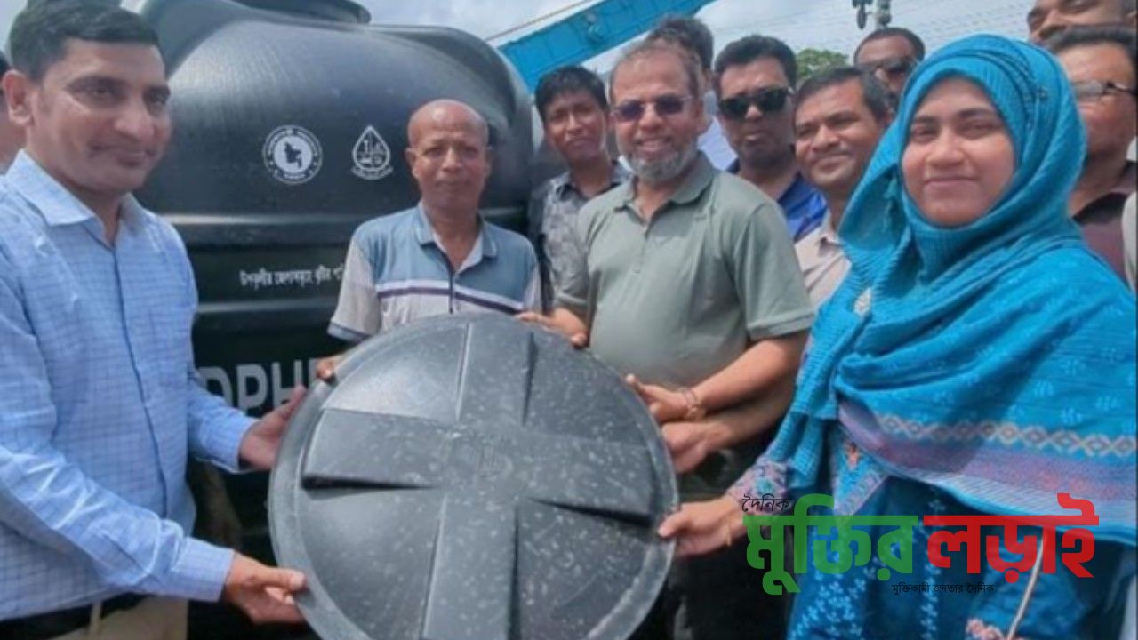 উপকূলের প্রত্যেকটি ঘরে সুপেয় পানির কষ্ট লাঘবে ট্যাংক পৌঁছে দেওয়া হবে - শেখ ফরিদুল ইসলাম