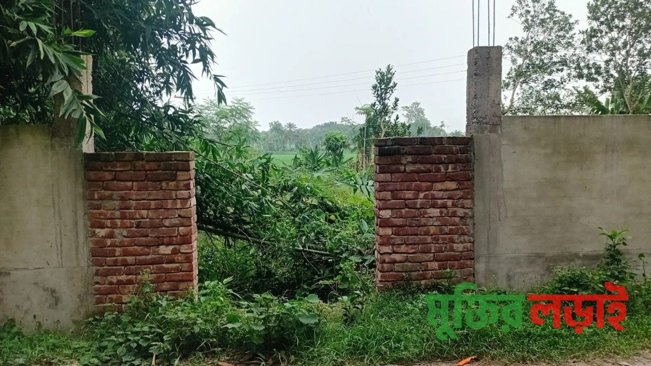 কোটচাঁদপুরের কুশনা ইউনিয়ন ভুমি সহকারী কর্মকর্তার বিরুদ্ধে অনিয়মের অভিযোগ