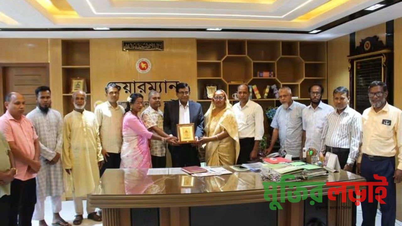 এনজিও ফাউন্ডেশনের চেয়ারম্যানের সাথে শেরপুরের সংস্থাসমূহের নির্বাহী পরিচালকগদের সাক্ষাৎ