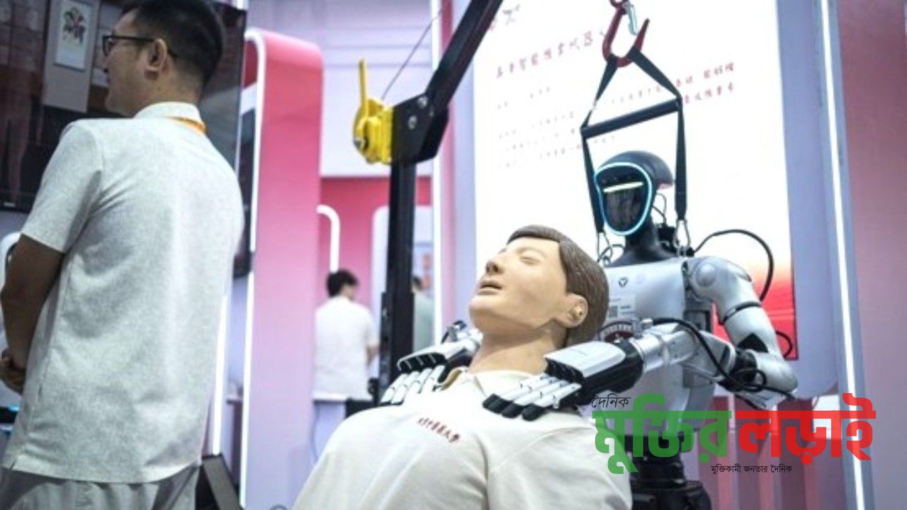 বেইজিং থেকে শাংহাই: চীনা ঐতিহ্যবাহী চিকিৎসায় কৃত্রিম বুদ্ধিমত্তা স্কুলের নবযাত্রা